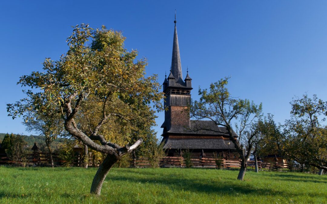 Biserica de lemn „Sfinții Arhangheli Mihail şi Gavril” din Buzești